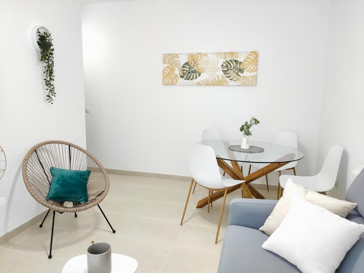 Relax Chiclana-Aparcamiento Privado-Tv Cable-Wifiplus-Aire Acond-Incluido ชิกลานา เด ลา ฟรอนเตรา ภายนอก รูปภาพ